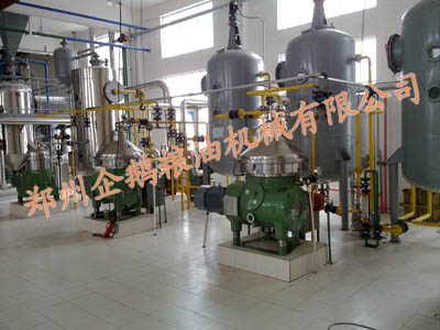食用油精煉設備加工時需要注意的問題(圖1) 食用油精煉設備加工時需要注意的問題(圖1)